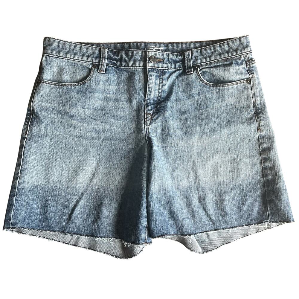 Ann Taylor Loft Light Wash Jean Shorts Size 10